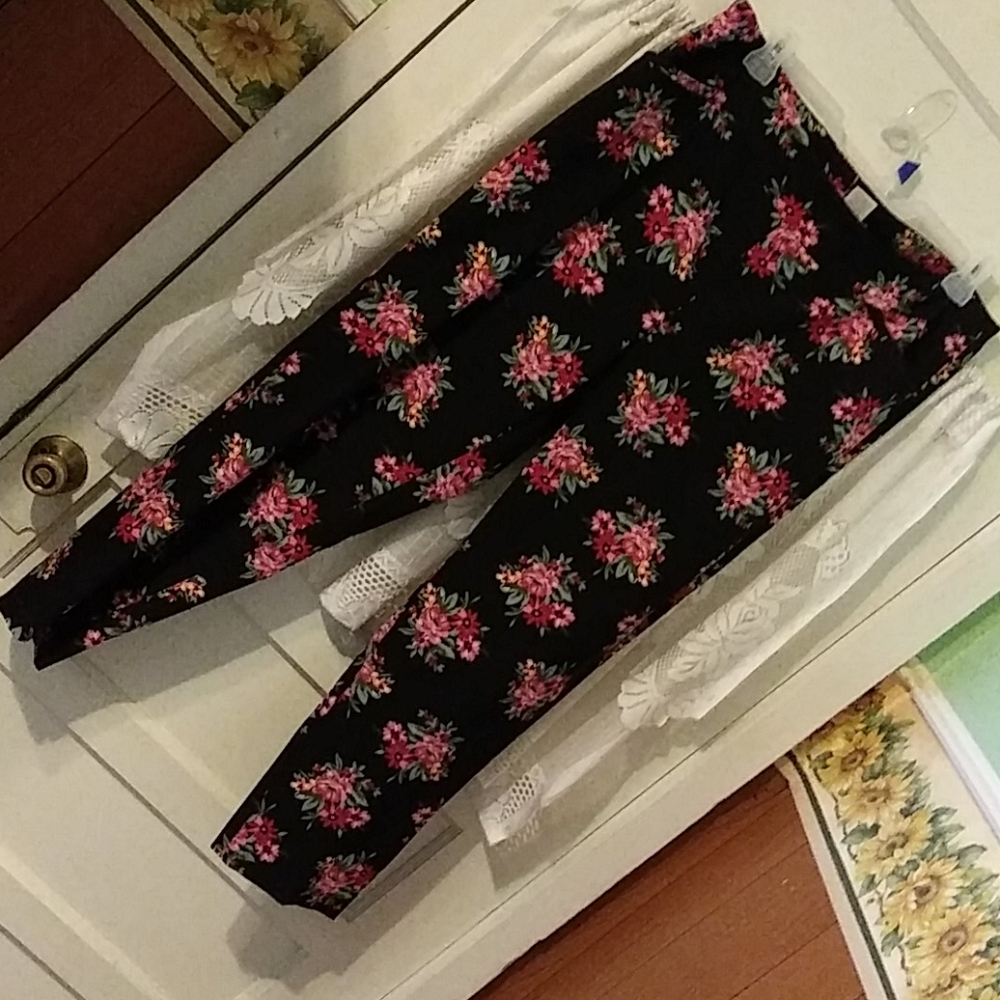 Terra & Sky 1x pants *Bin A*